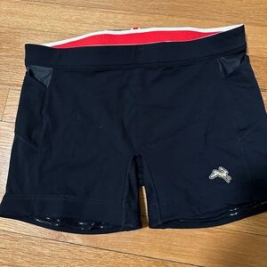 Tracksmith Lane 5 shorts Large in Black